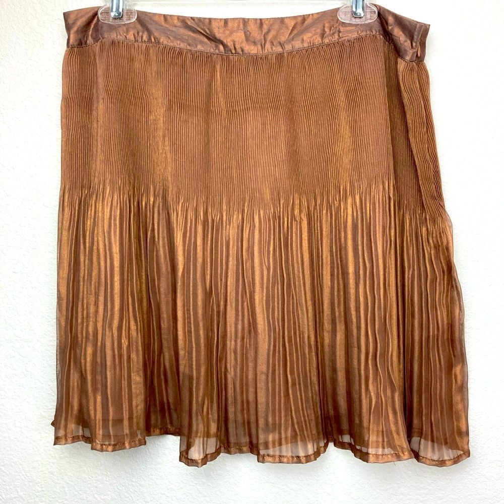NWT Copper Foil pleated mini skirt, lined and side zipped